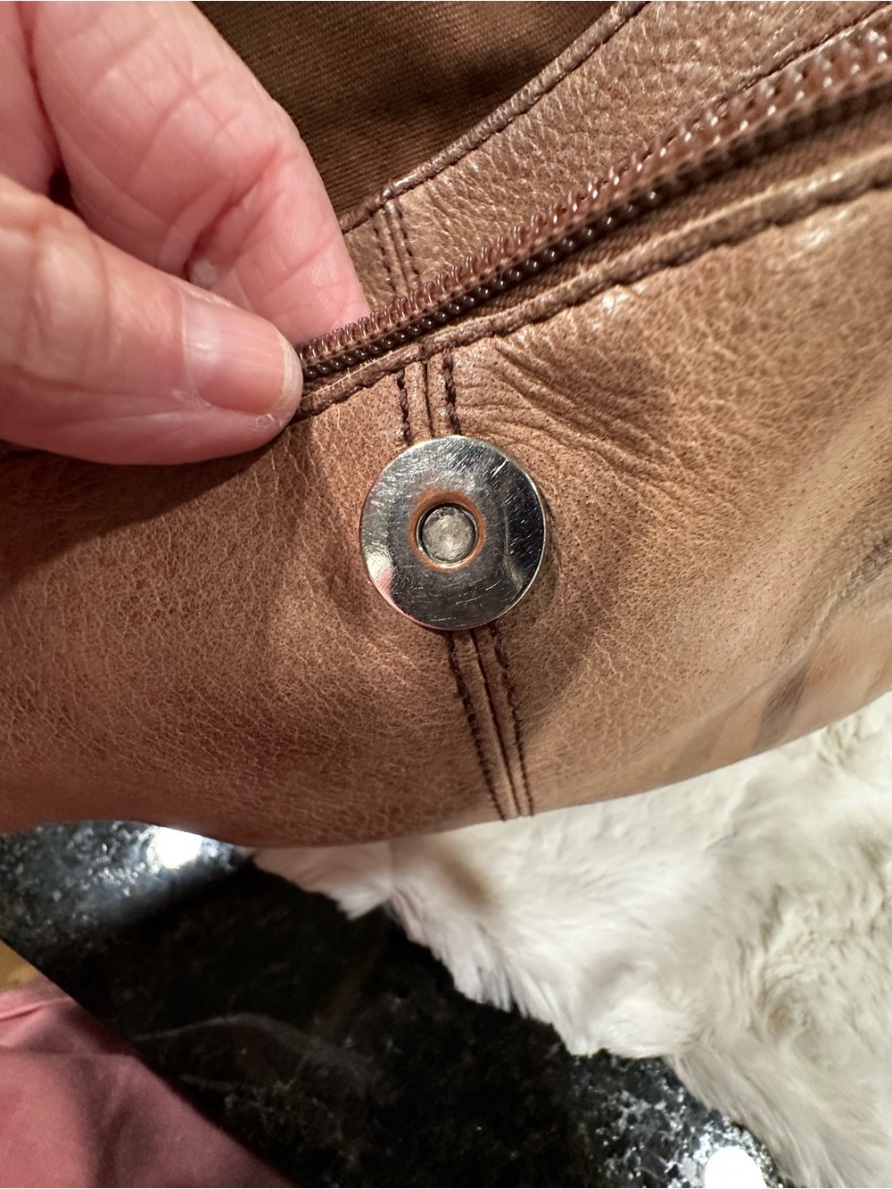 The Sak Brown Leather Crossbody Shoulder Bag - Picture 5 of 13
